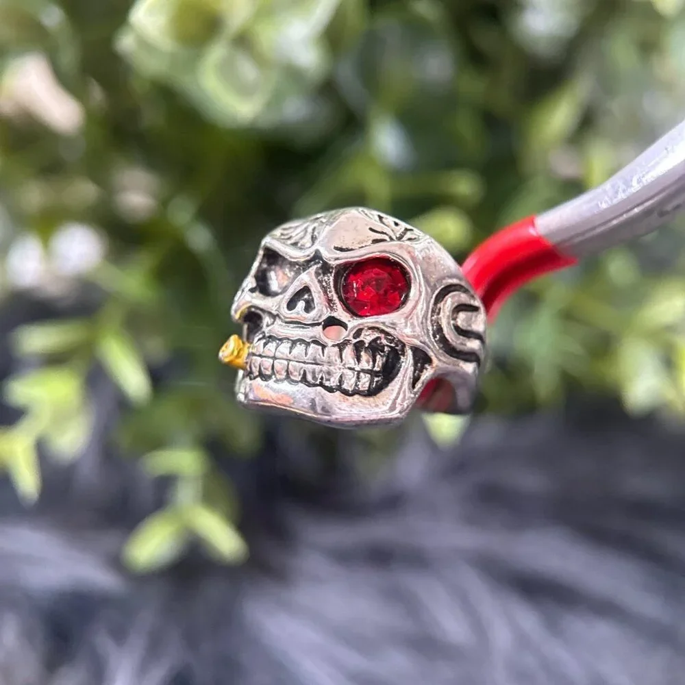 Red‎ Eye Skull Ring
